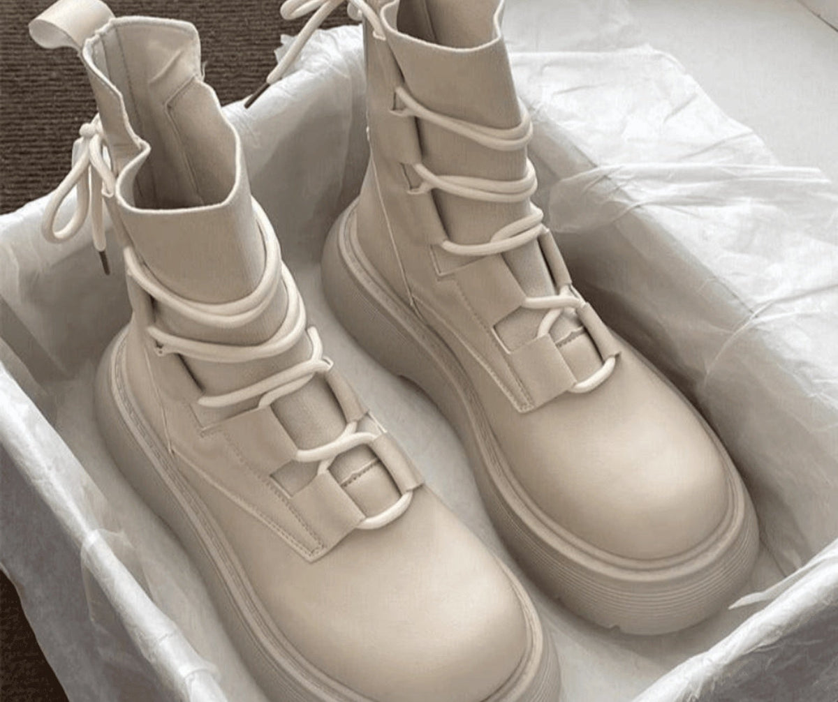 Botas Militares Plataforma Mujer con Cordones y Hebillas