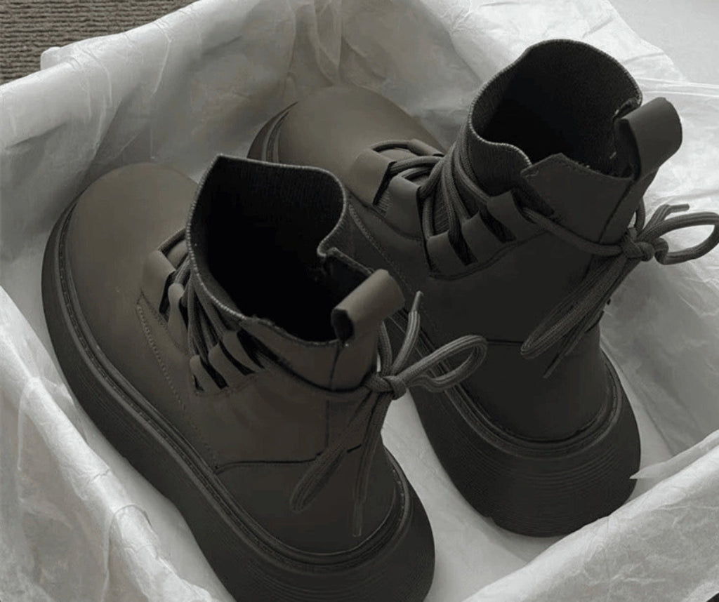 Botas Militares Plataforma Mujer con Cordones y Hebillas
