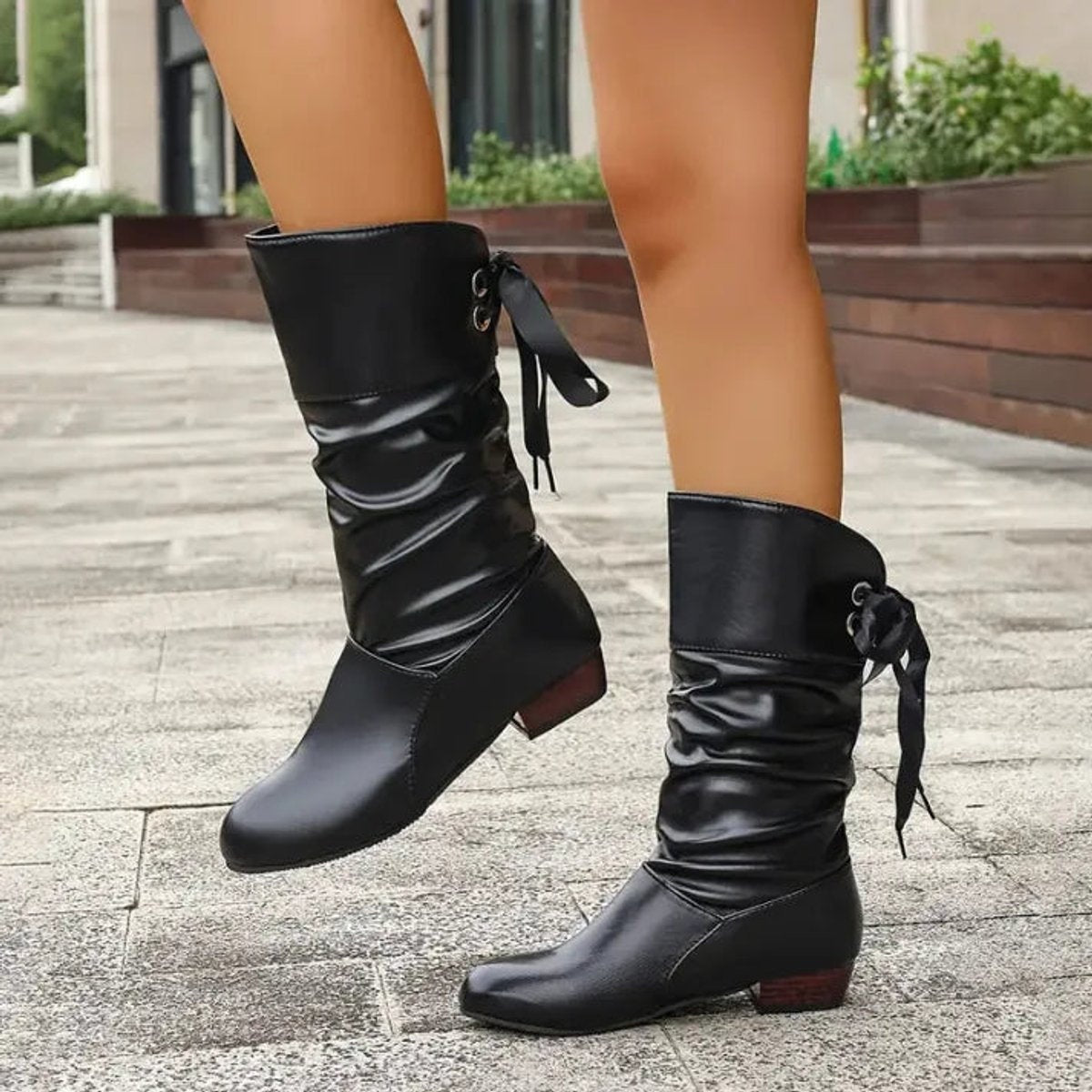 Botas Planas Mujer Caña Media con Cordones