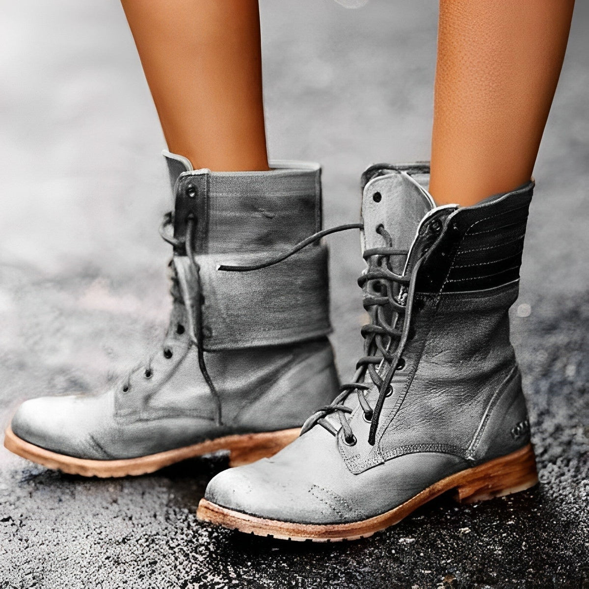 Botas Militares de Cuero con Cordones Mujer Caña Media
