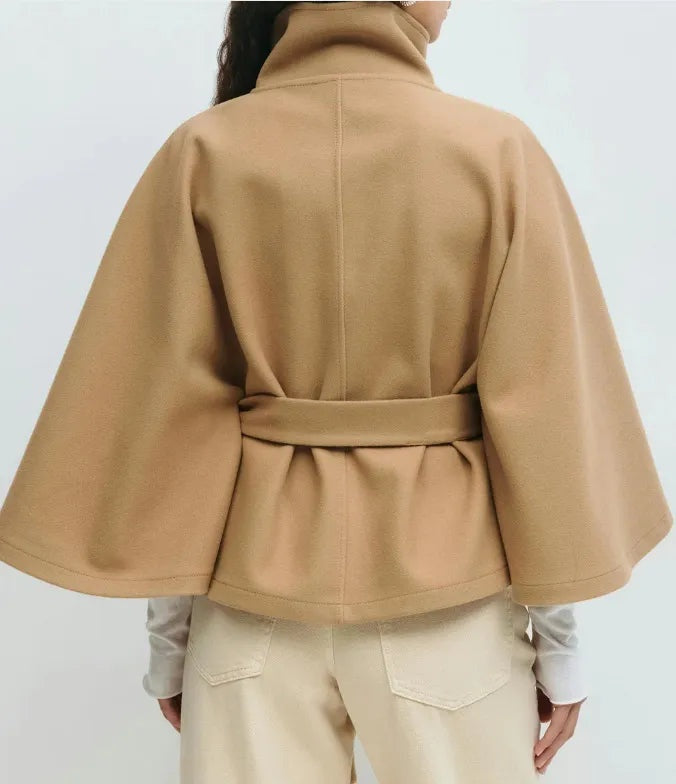 Capa de Paño con Cinturón Mujer Cuello Alto
